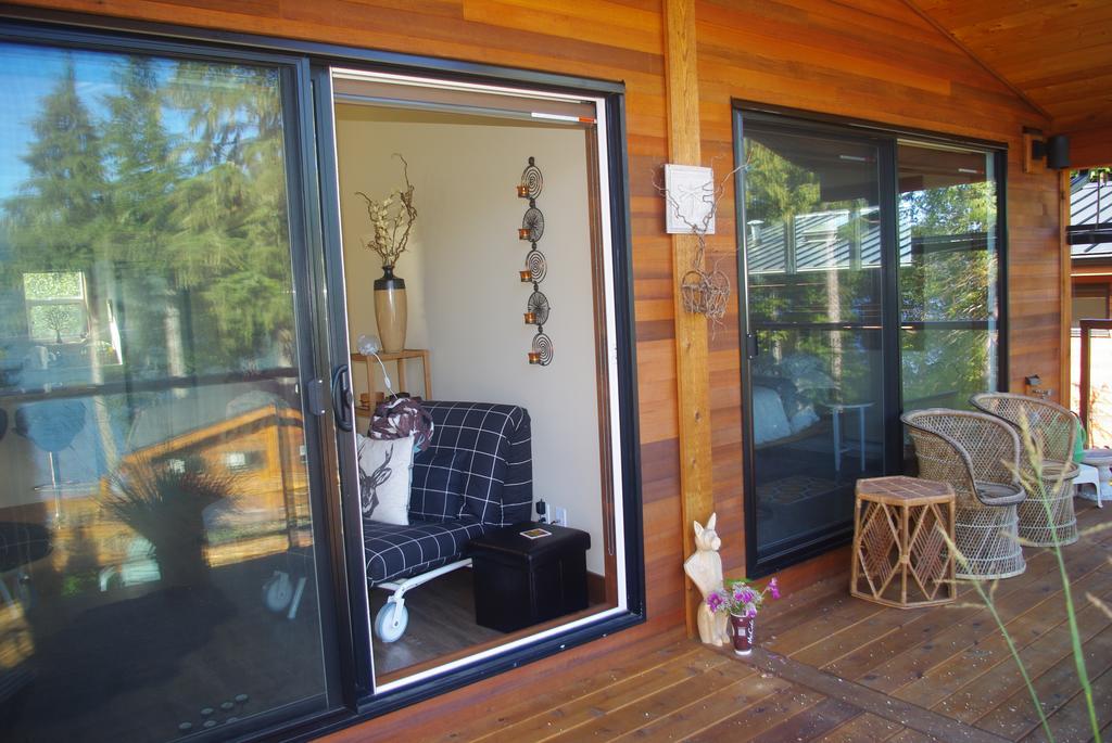 Wild Coast Chalets Port Renfrew Værelse billede